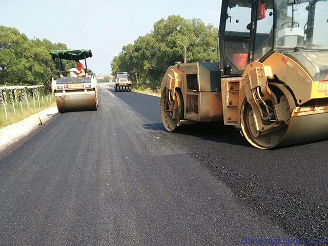 乳化沥青贯入式路面