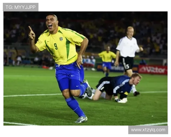 当今帅气足球明星现役排名揭晓谁将成为球场上的时尚风向标 当今帅气足球明星现役排名揭晓谁将成为球场上的时尚风向标