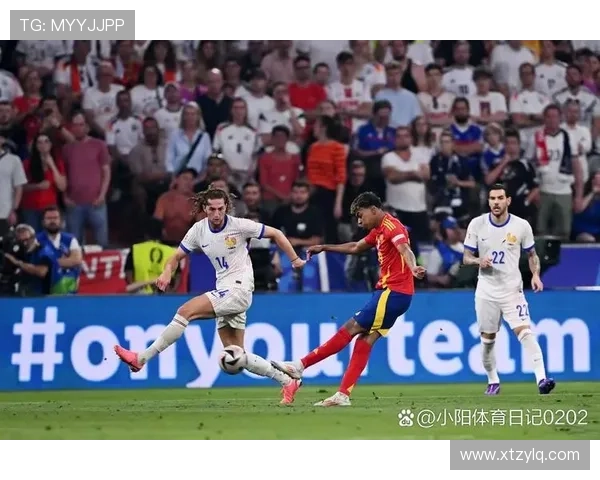 足球明星挑战排球运动展现惊人技巧与团队默契精彩瞬间回顾