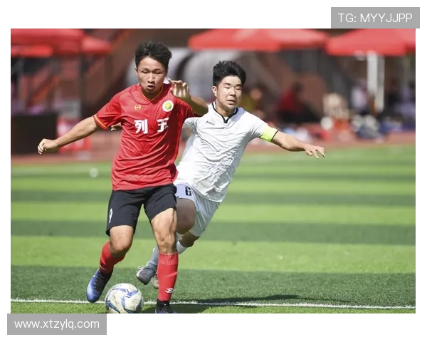 成都与重庆足球队的赛后复盘分析及战术意识探讨